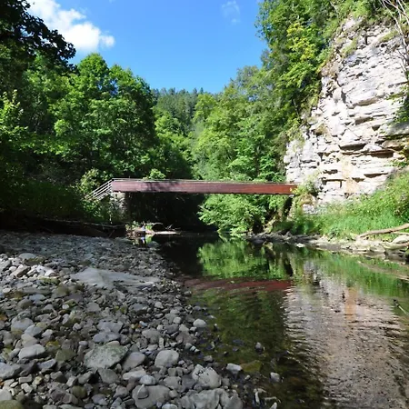 Zur Burg Gasthuis 3*