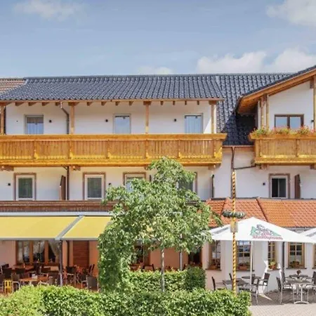 Konukevi Zur Burg Ewattingen